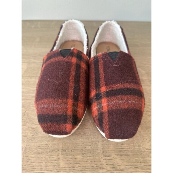 TOMS Women's Size 8 M Slippers Black Red Flannel - Picture 2 of 7